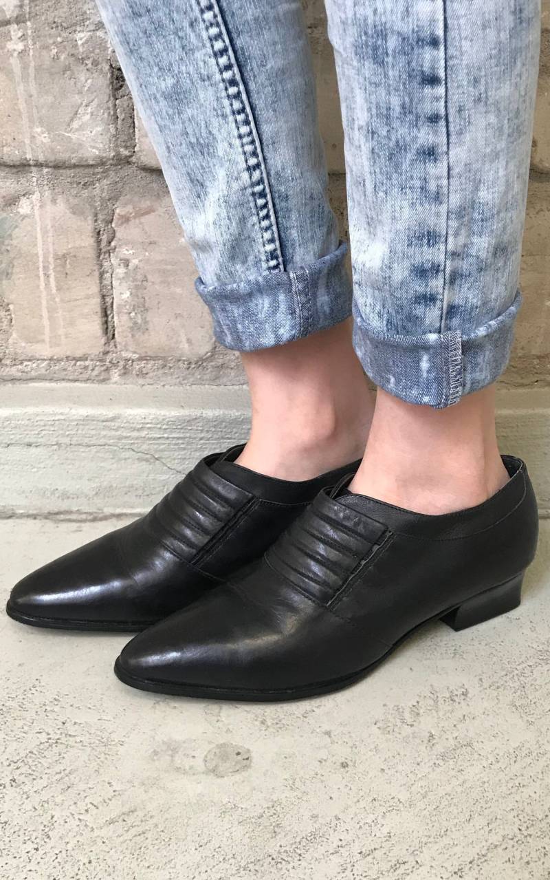 Ugo Monelli Slipper von 1968VintageBerlin