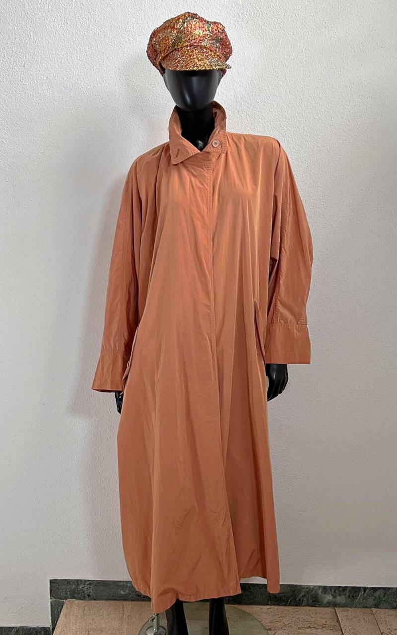 Vintage 90S Cartoon Iridescent Coat Vintage 90S Cartoon Iridescent Coat von 1968VintageBerlin