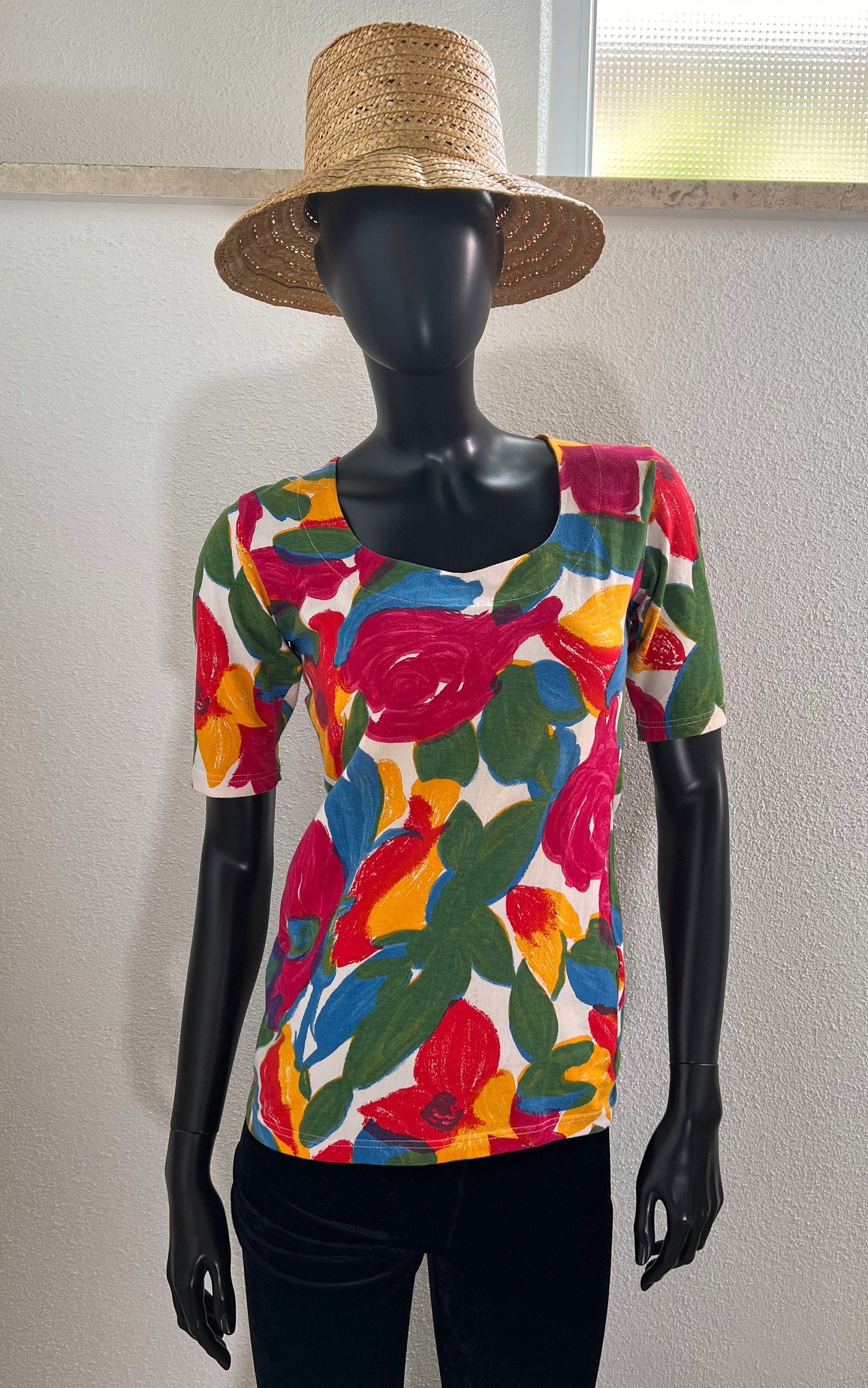 Vintage 90S Flower Top Vintage 90S Flower Top von 1968VintageBerlin