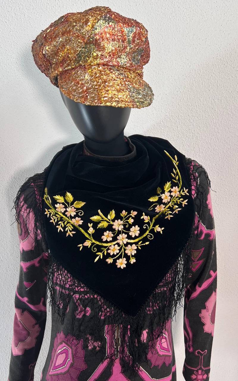 Vintage Silk Velvet Flower Scarf von 1968VintageBerlin