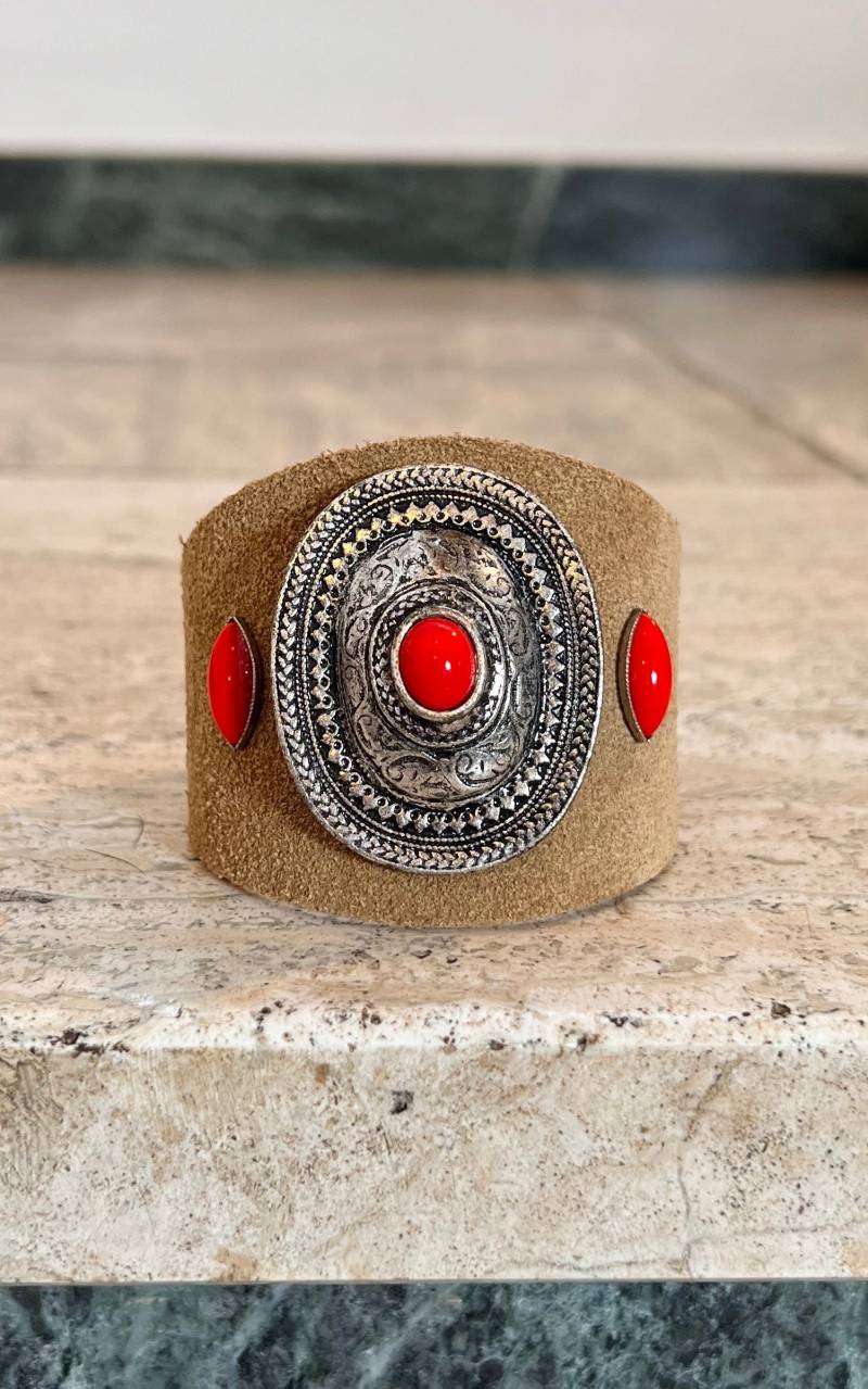 Vintage Suede Western Arm Cuff von 1968VintageBerlin