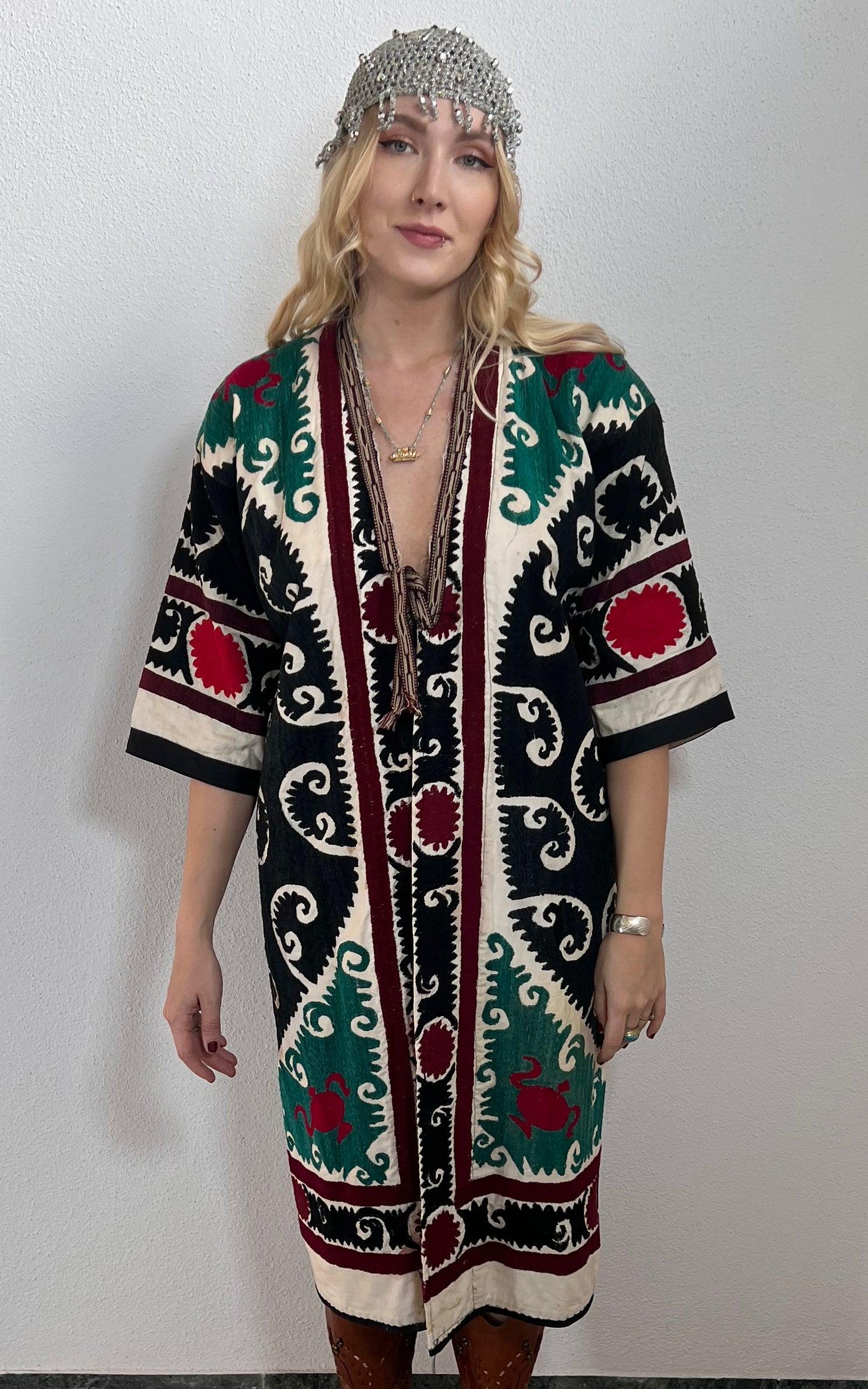 Vintage Suzani Chapan von 1968VintageBerlin