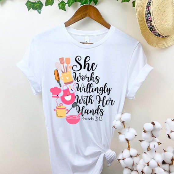Kochen Shirt, Schrift Religiöses Kleid, Glaubensbasiertes Christliche Kleidung, Glaubensbasierte Geschenke, Sprüche 31 von 1CORINTHIANS1557