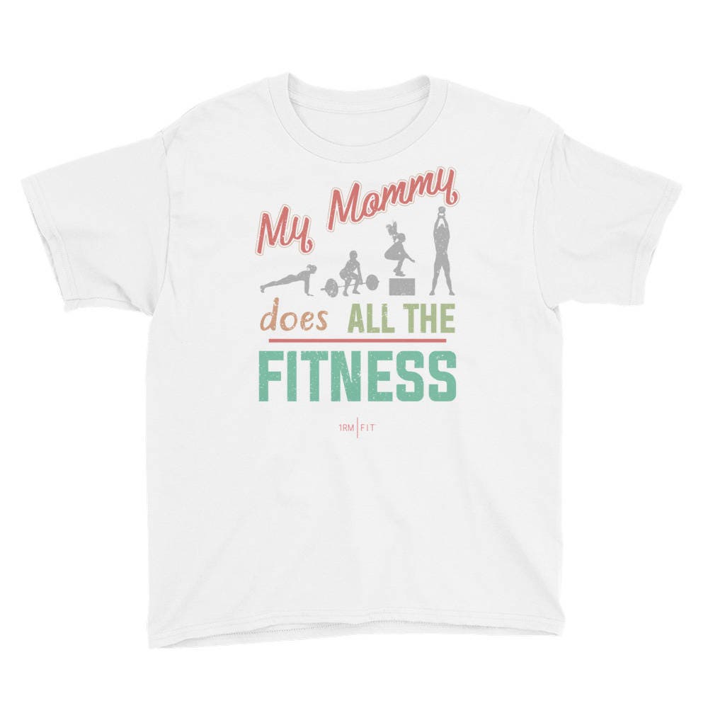 Meine Mama Hat Die Fitness - Crossfit/Bootcamp Jugend Short Sleeve T-Shirt Meine Mama Hat Die Fitness - Crossfit/Bootcamp Jugend Short Sleeve T-Shirt von 1RMFIT