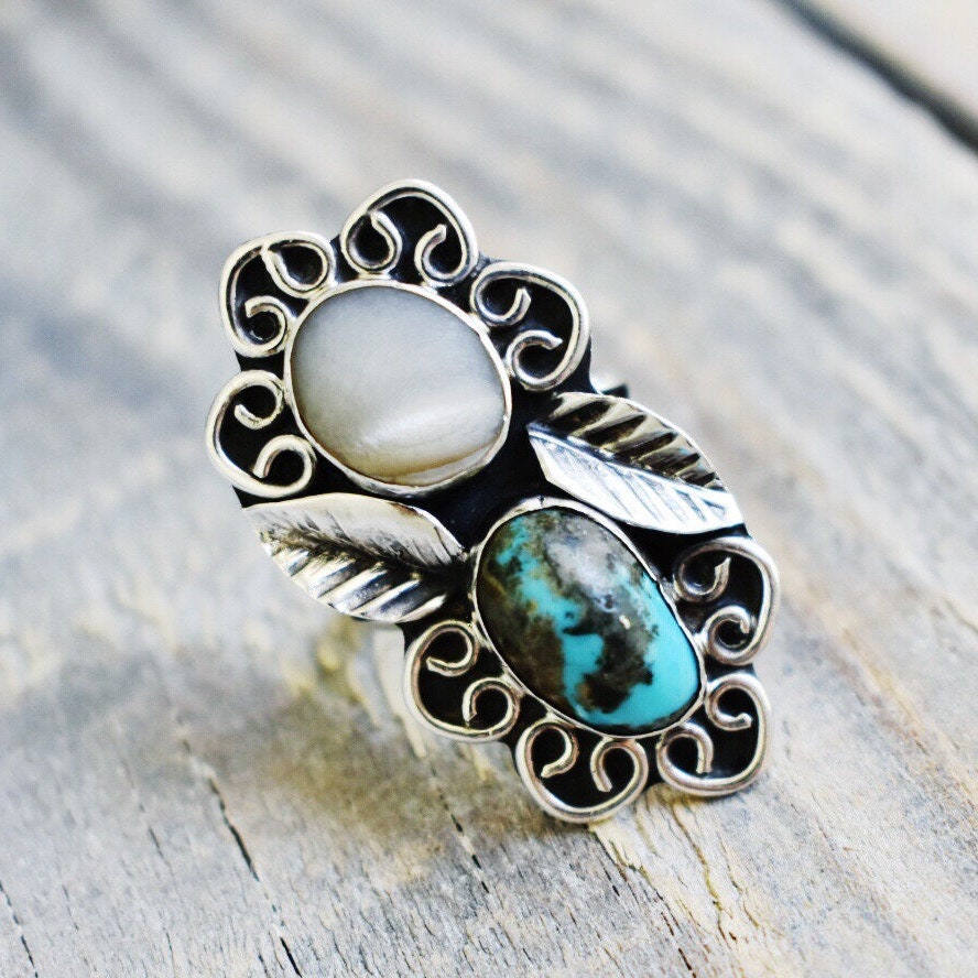 Old Pawn Vintage Türkis Und Perlmutt Ring von 1VintageSoul