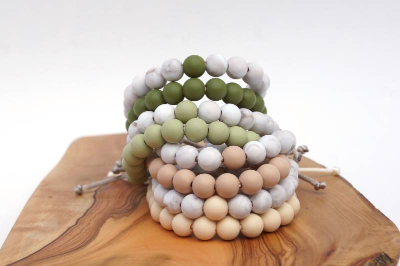 Verstellbares Silikonarmband | Natural Line | 6 Mm Oder 9 Perlen Waschbar Und Sehr Leicht Kinder & Erwachsene Unterstützt Die Geistige Gesundheit von 1WaveDesigns