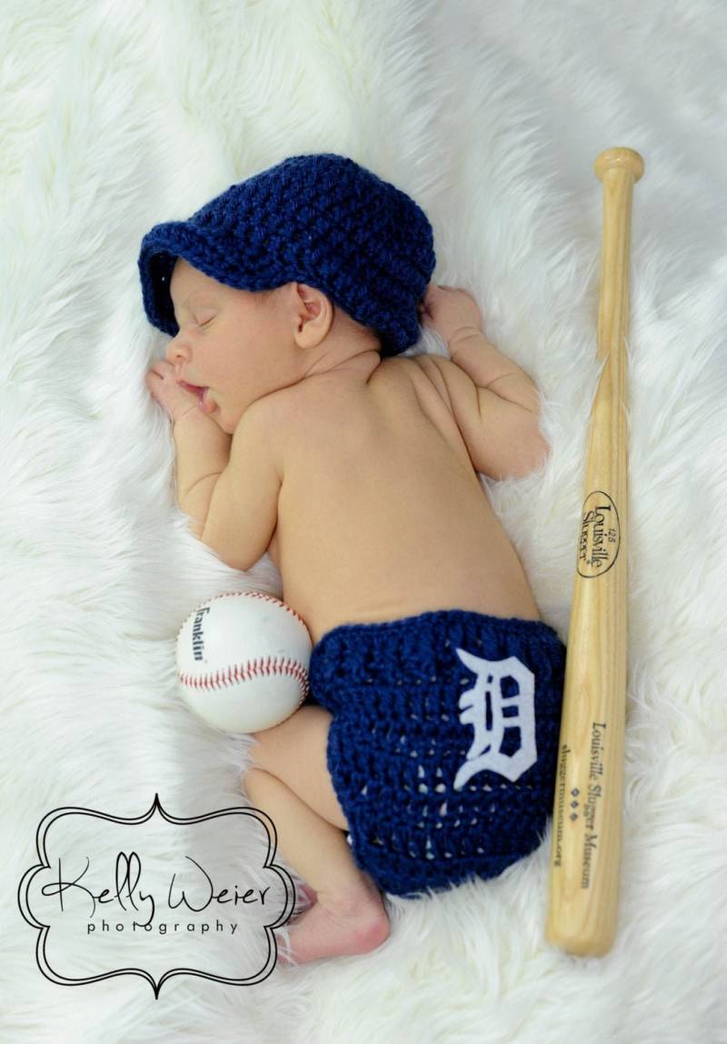 Baby Jungen Baseball Outfit, Baseball Cap & Windelhülle Set Team Detroit Tigers Mütze Coming Home Outfit Gehäkelte Shower Geschenk von 1beautifulhandmade