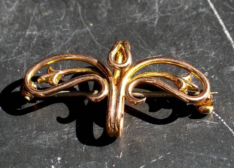 Vintage 10 Karat Florales Motiv Reversnadel Mit Haken Für Damen Größe Taschenuhr Schöne Glatte Poliertlinien von 1ofaKindOldJewelBoxs