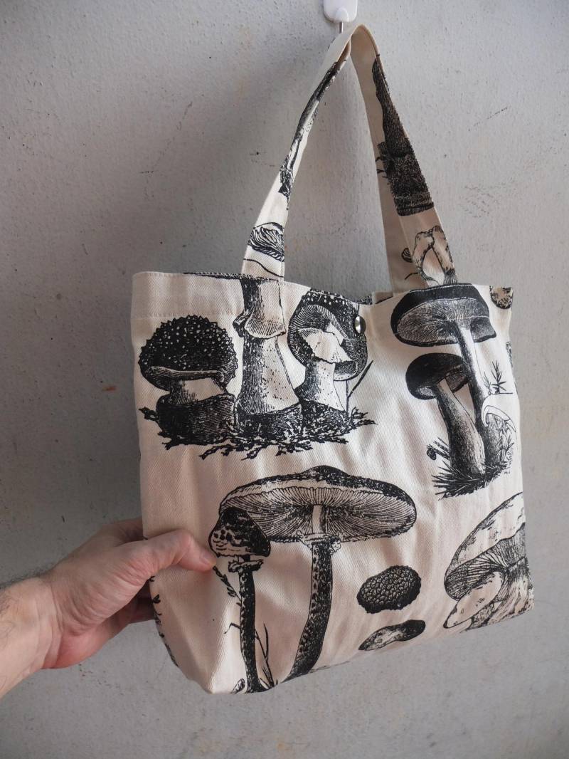 Pilze Muster Pop Art Kleine Canvas Handtasche von 1stepbeyond