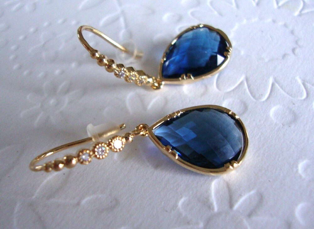 Geschenke, Blauer Saphir Ohrringe, Geschenk Für Mama, Ohrringe Saphir, Sie, Geburtsstein Schmuck, Goldschmuck Geschenke, Blauer Saphir Ohrringe, Geschenk Für Mama, Ohrringe Saphir, Sie, Geburtsstein Schmuck, Goldschmuck von 2010louisek7