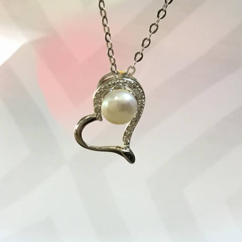 sterling Silber Herz Halskette Mit Einer Weißen Perle - Geschenk Für Sie Einzigartige Schmuck -Herz Anhänger- Geburtstagsgeschenk Mütter sterling Silber Herz Halskette Mit Einer Weißen Perle - Geschenk Für Sie Einzigartige Schmuck -Herz Anhänger- Geburtstagsgeschenk Mütter von 2010louisek7