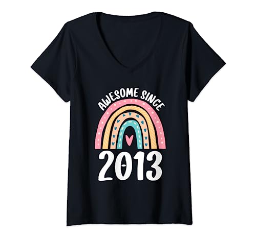 Awesome Since 2013 Regenbogen-Geburtstag für Mädchen, die 2013 geboren wurden T-Shirt mit V-Ausschnitt Awesome Since 2013 Regenbogen-Geburtstag für Mädchen, die 2013 geboren wurden T-Shirt mit V-Ausschnitt von 2013 Birthday Rainbow Party Decorations For Girls