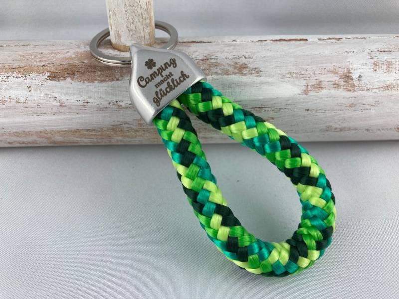 Schlüsselanhänger Aus Segelseil Mit Versilberter Endkappe Gravur "Camping Macht Glücklich", Grün-Mix von 20glueckSMomente18