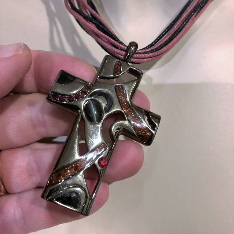 Halskette - Attraktive Emaillierte Kreuz Anhänger Kordel Perfektes Weihnachtsgeschenk Halskette - Attraktive Emaillierte Kreuz Anhänger Kordel Perfektes Weihnachtsgeschenk von 20thCenturyStuff