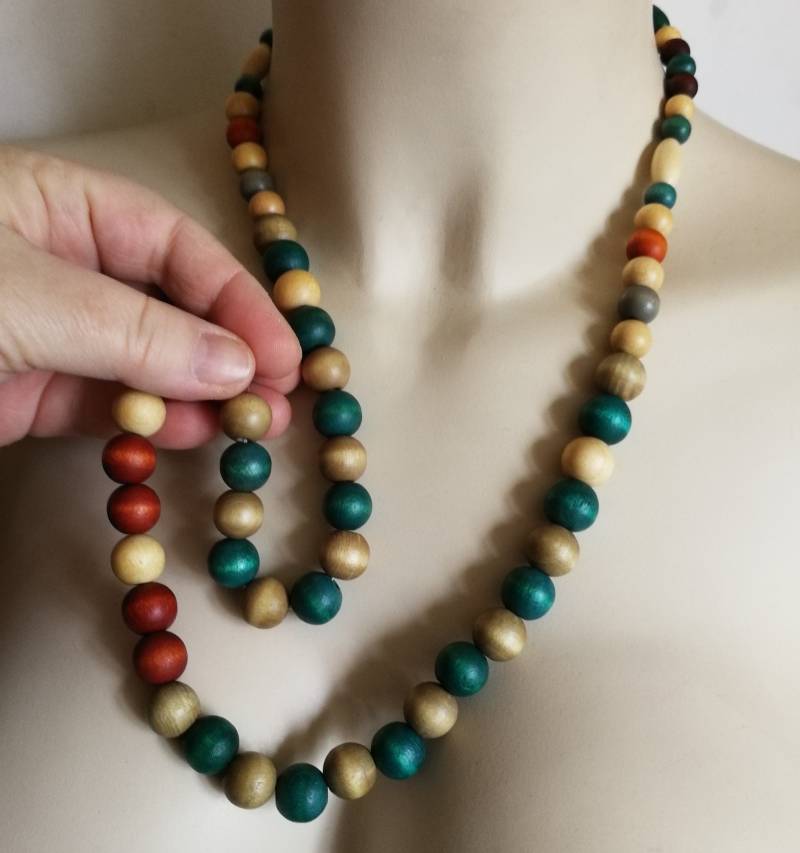 Holzperlenkette - Retro Design Blau Rot Und Neutral von 20thCenturyStuff