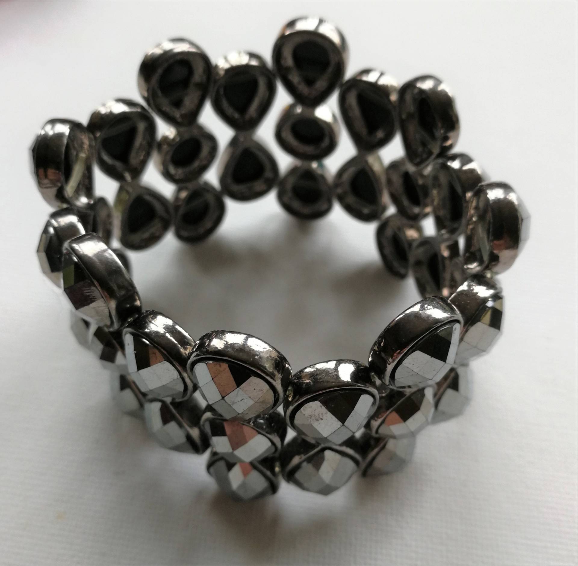 Stretch Armband - Silber Mit Facettierten Steinen Partyarmband von 20thCenturyStuff