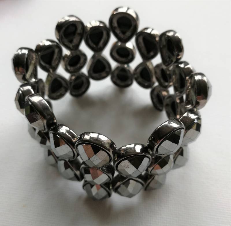 Stretch Armband - Silber Mit Facettierten Steinen Partyarmband von 20thCenturyStuff