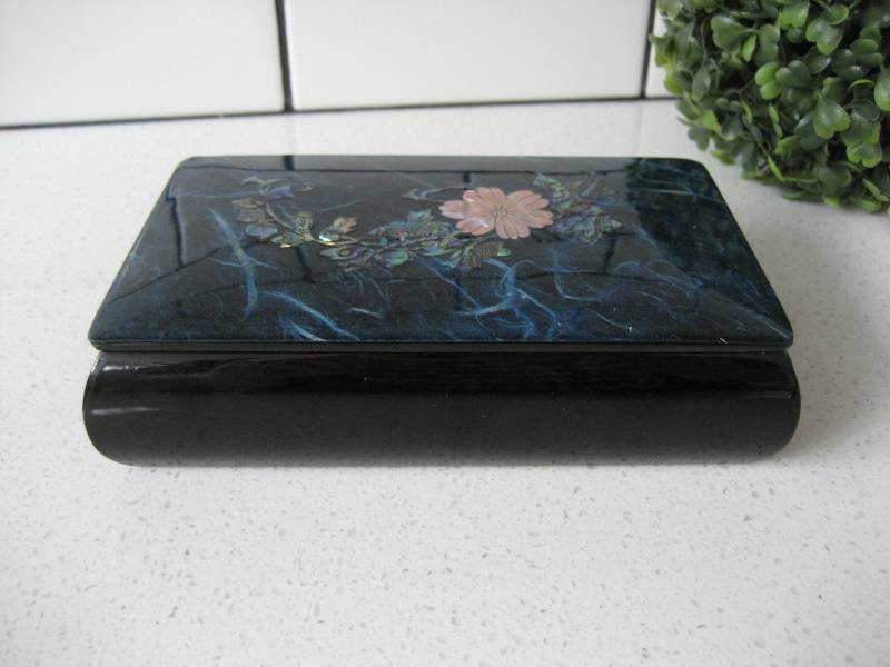 6, 25 "Vintage Lacquerware Stil Schmuck Briefkasten Eingelegter Abalone Shell Perlmutt Florals Chinoiserie Samt Abgerundete Seiten Kuppeloberteil von 222nest