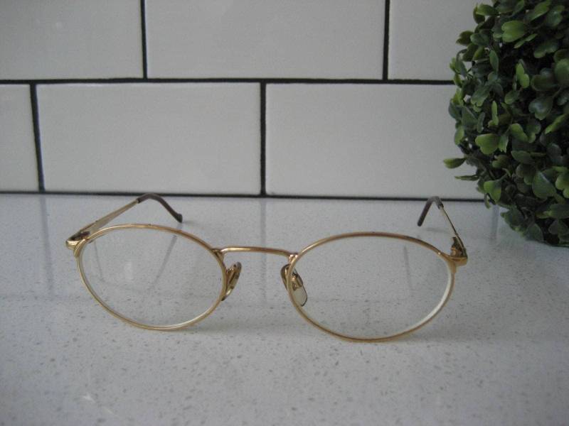 Vintage Armani Goldton Metall Brillenfassungen Verstellbare Pad Arme Nasenpads Made in Italy Federscharniere Brillen Bücherwurm Bibliothekar Geschenk von 222nest