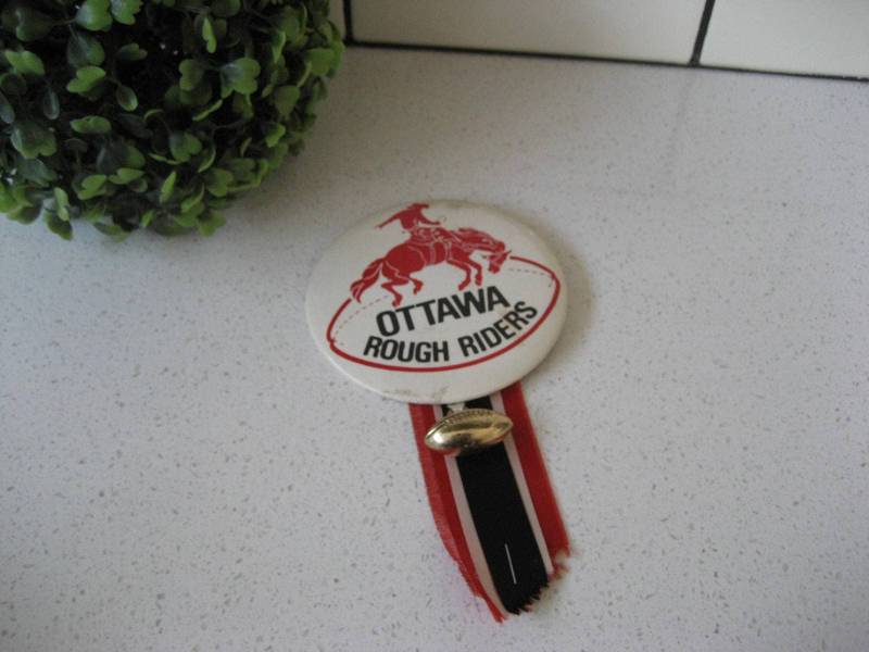 Vintage Ottawa Rough Riders Pin Retro Grafik Canadian Football League Golden Irwin Toronto Band Sport Geschenkidee Grey Cup von 222nest