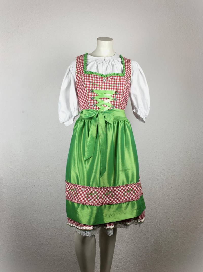 Dirndl | M Kurz Rot Grün Weiß Mit Passender Schürze von 22nddresses