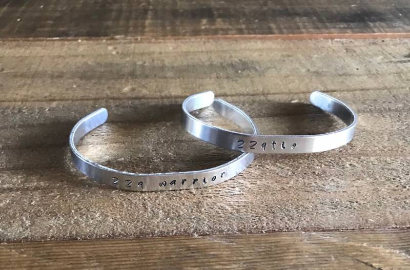 22Q Kriegerin/22Qtie Manschetten Armband 22Q Kriegerin/22Qtie Manschetten Armband von 22qLove