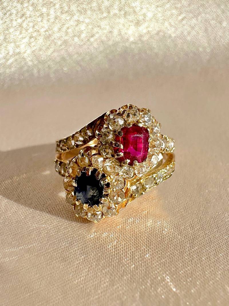 Antiker Rubin Saphir Diamant Moi Et Toi Ring Antiker Rubin Saphir Diamant Moi Et Toi Ring von 23carat