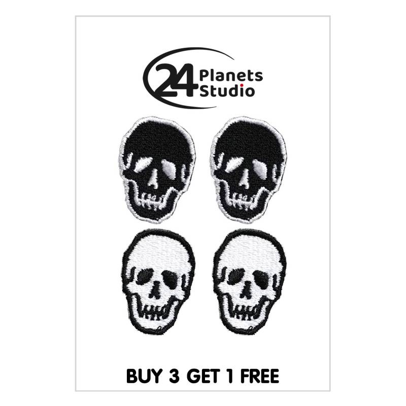 2 Kleine Totenkopf Aufnäher Von 24Planetsstudio 2 Kleine Totenkopf Aufnäher Von 24Planetsstudio von 24PlanetsStudio