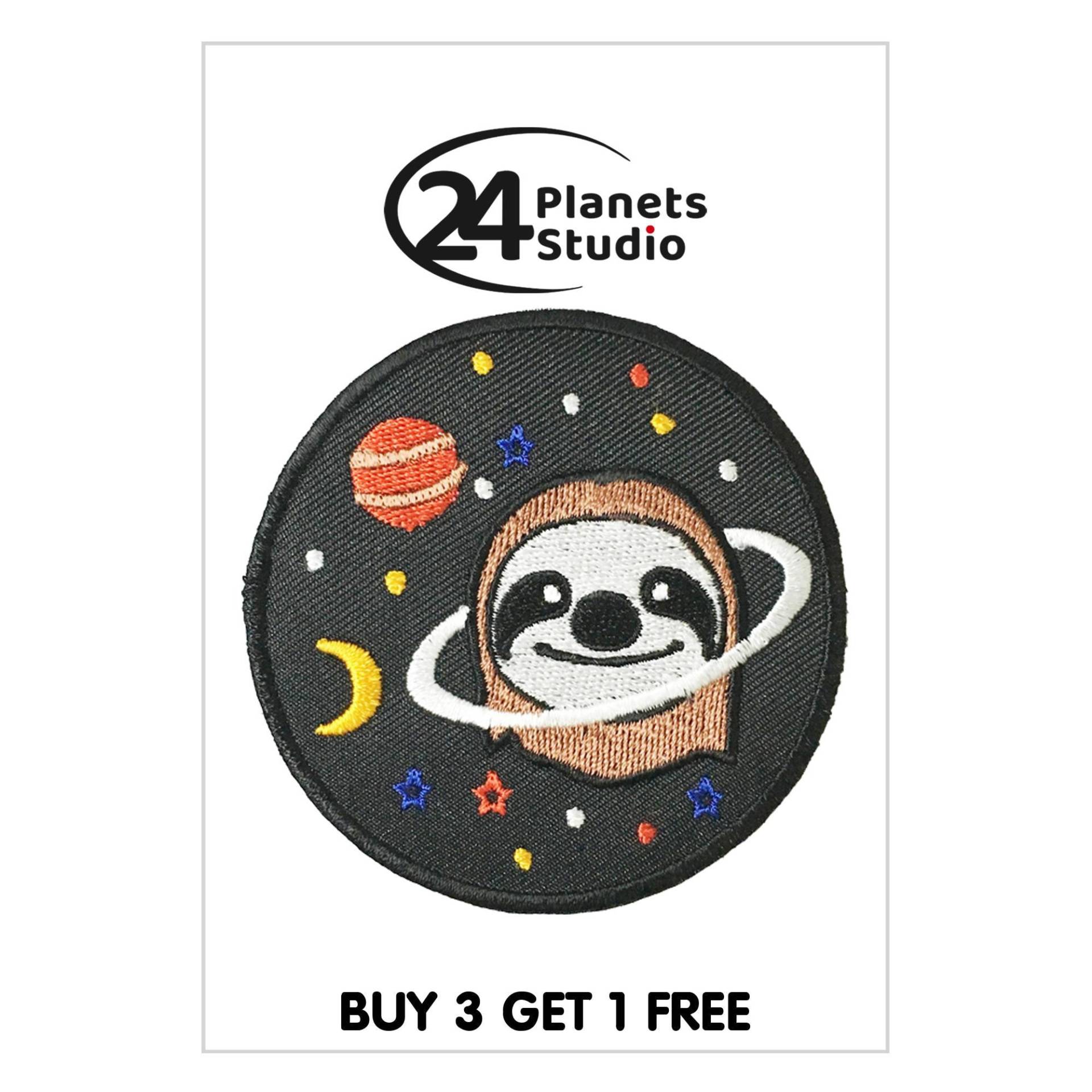 Einzigartiger Faultier Planet Aufnäher Von 24Planetsstudio Sloth Einzigartiger Faultier Planet Aufnäher Von 24Planetsstudio Sloth von 24PlanetsStudio