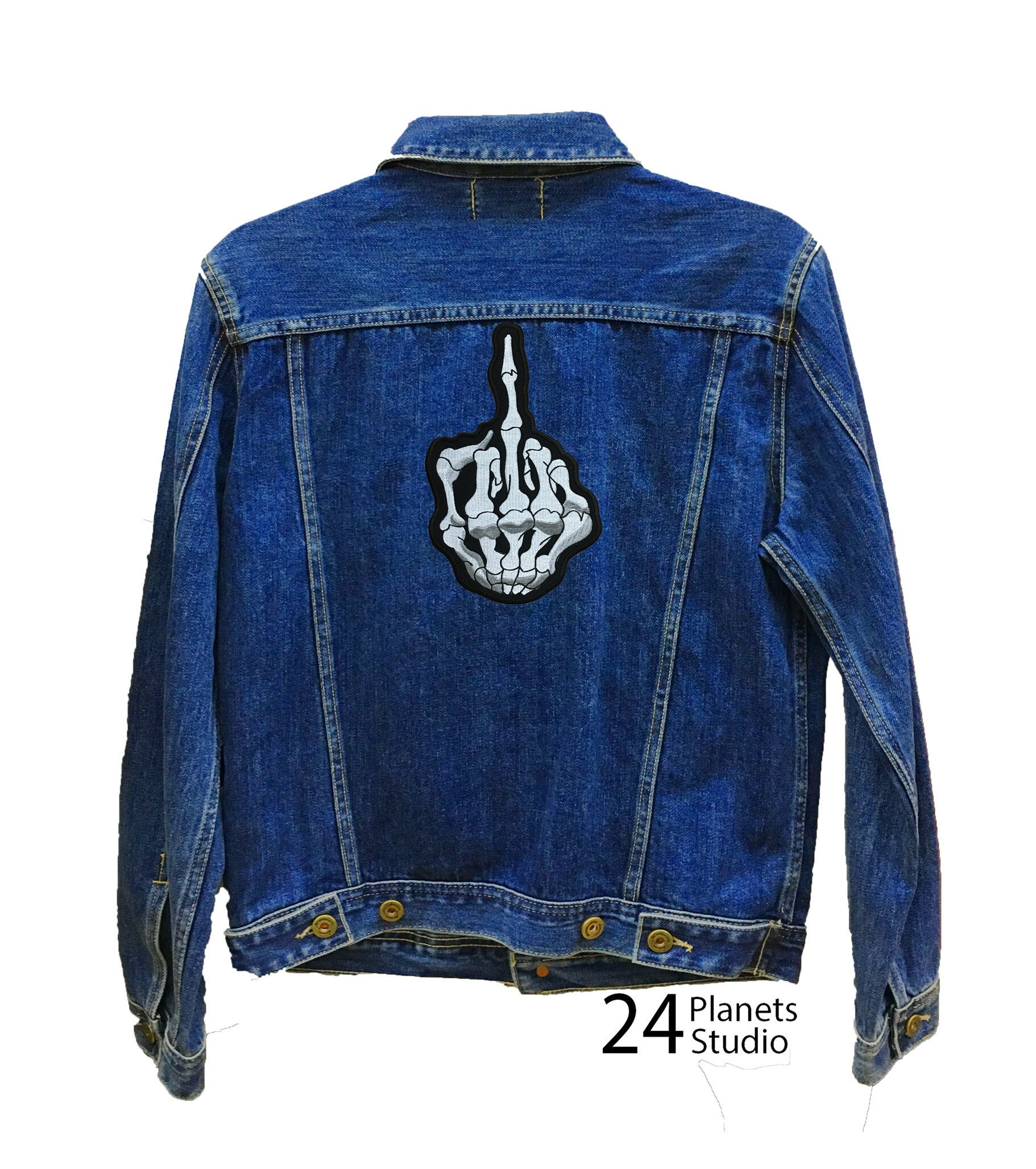 Großer Mittelfinger Skelett Aufnäher Von 24Planetsstudio Jacke Großer Mittelfinger Skelett Aufnäher Von 24Planetsstudio Jacke von 24PlanetsStudio