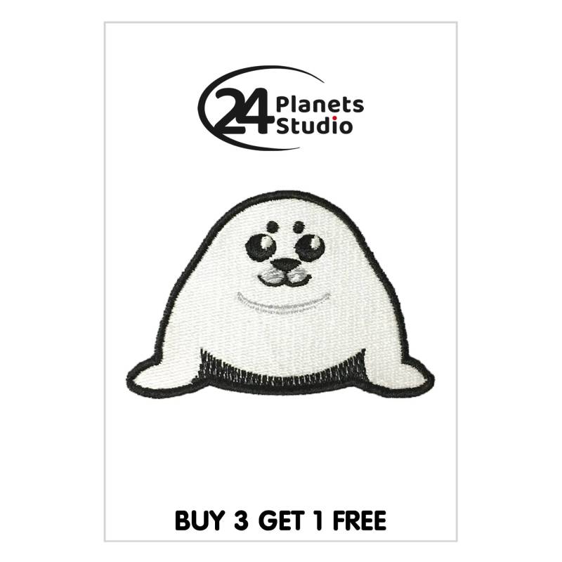Harfe Robbe Pup Bügelbild Von 24Planetsstudio Harfe Robbe Pup Bügelbild Von 24Planetsstudio von 24PlanetsStudio