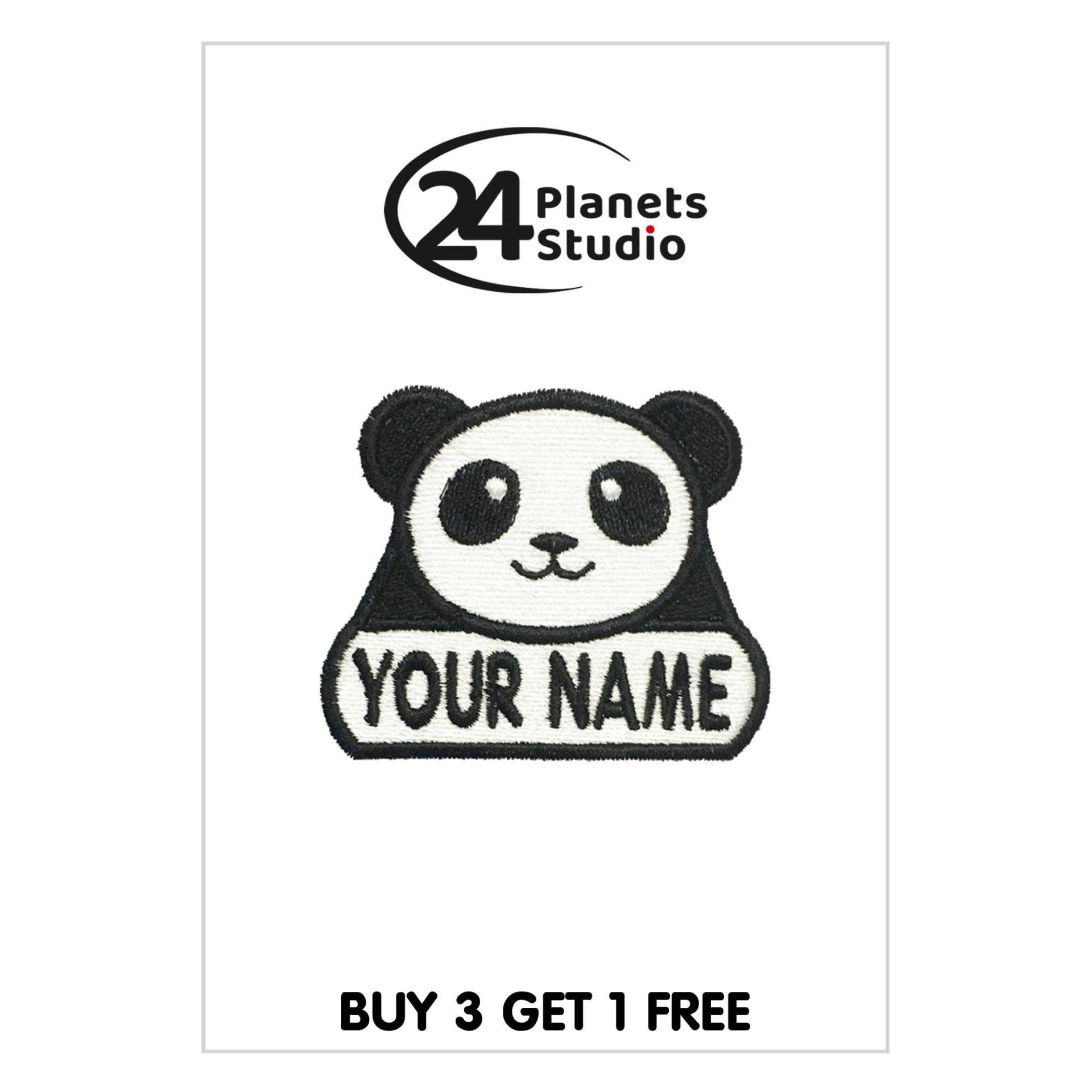Kleiner Panda "Your Name" Aufnäher Von 24Planetsstudio Kleiner Panda "Your Name" Aufnäher Von 24Planetsstudio von 24PlanetsStudio