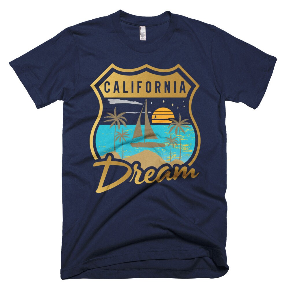 California Dream Beach Surfen Route 66 Goldenen Sommer Kurzarm T-Shirt California Dream Beach Surfen Route 66 Goldenen Sommer Kurzarm T-Shirt von 24Pose