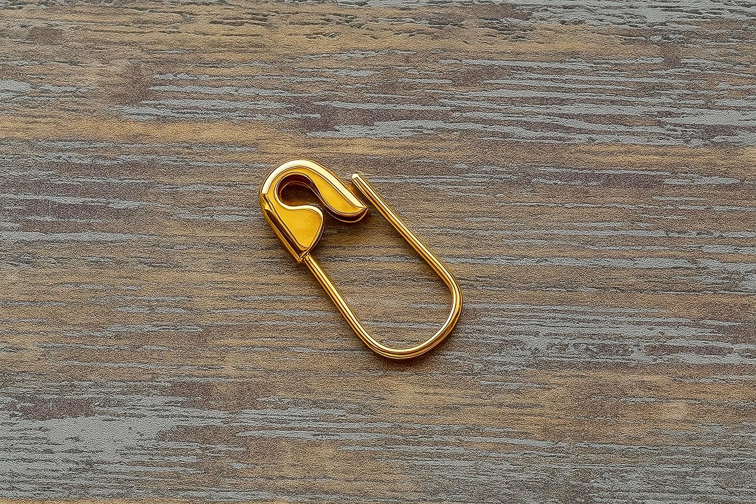 5/8 "' Sicherheitsnadel Mini Punk Hoop Ohrring Gold 14K von 24jewels