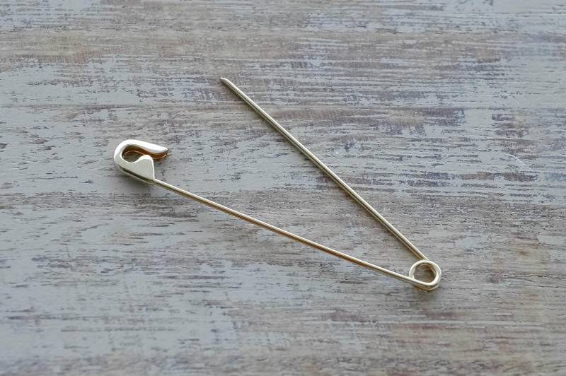 sterling Silber Sicherheits Pin Ohrring Handgemachter Unisex Punk Schmuck 4.5 cm sterling Silber Sicherheits Pin Ohrring Handgemachter Unisex Punk Schmuck 4.5 cm von 24jewels