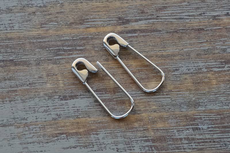 sterling Silber Sicherheitsnadel Ohrringe Punk Goth Hoop Minimalist Schmuck 3/4 Inch sterling Silber Sicherheitsnadel Ohrringe Punk Goth Hoop Minimalist Schmuck 3/4 Inch von 24jewels