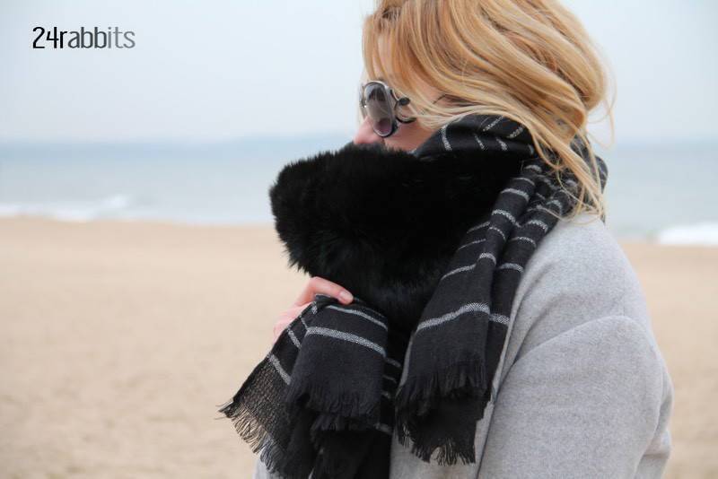 Schwarzer Kaninchen Pelz Schal Wollmischung Wintermode Schwarzer Kaninchen Pelz Schal Wollmischung Wintermode von 24rabbits