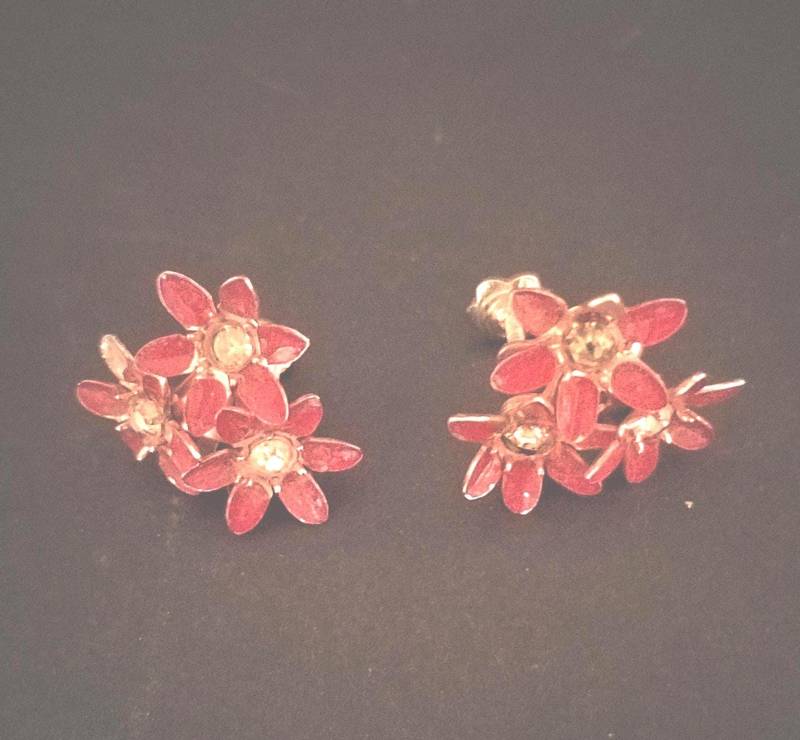 Vintage Metall Rote Blume Schraube Zurück Vintage Metall Rote Blume Schraube Zurück von 27SeahorsesVantiques