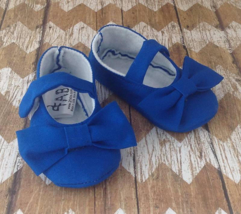 Royal Blau Baby-Mädchenschuhe Mit Schleifen | Neugeborenen Größe Bis 24 Monate von 2Fab