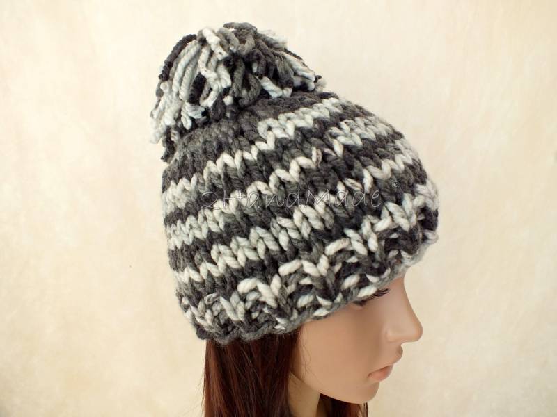 Handgestrickte Merino Wolle Beanie Super Grobstrick Gestreifte Pom Mütze von 2HandMade