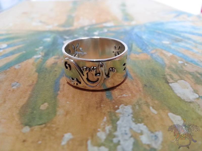 Gecko Und Zweig Piercing Sterling Silber Dekorative Band Ring Gecko Und Zweig Piercing Sterling Silber Dekorative Band Ring von 2TigersUK