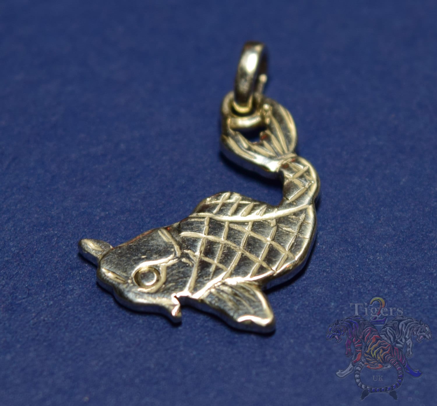 Koi Karpfen Sterling Silber Anhänger von 2TigersUK
