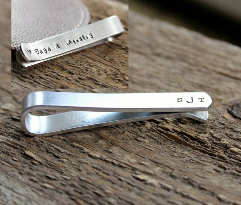 Personalisierte Krawatte Bar Oder Dünne - Hand Gestempelt Herren Clip Geschenk Geheime Nachricht, Doppelseitig von 2sistershandcrafted