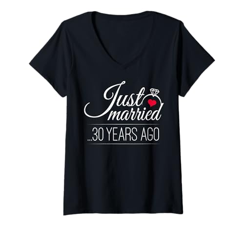 Damen Just Married 30 Years Ago - 30. Hochzeitstag T-Shirt mit V-Ausschnitt Damen Just Married 30 Years Ago - 30. Hochzeitstag T-Shirt mit V-Ausschnitt von 30th Wedding Anniversary Gifts Co.