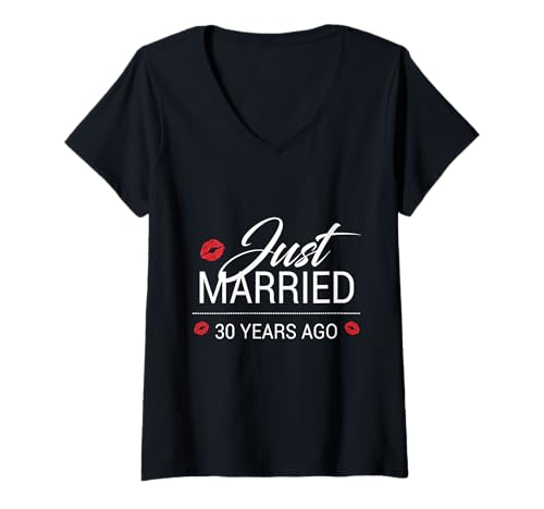 Damen 30. Hochzeitstag mit küssenden Lippen T-Shirt mit V-Ausschnitt Damen 30. Hochzeitstag mit küssenden Lippen T-Shirt mit V-Ausschnitt von 30th Year Just Married Couples