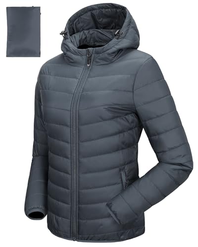 33,000ft Damen Leichte Steppjacke Packbare Übergangsjacke mit Taschen für Frauen Gefüttert Warme Pufferjacke mit Kapuze für Outdoor Freizeit Wandern Stein Grau L 33,000ft Damen Leichte Steppjacke Packbare Übergangsjacke mit Taschen für Frauen Gefüttert Warme Pufferjacke mit Kapuze für Outdoor Freizeit Wandern Stein Grau L von 33,000ft