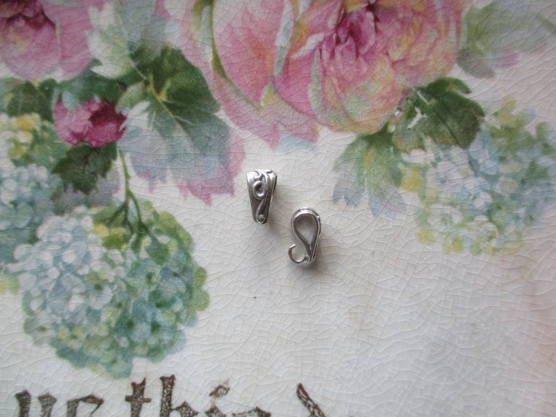 Brandneue Sterling Silber | Gemarkt .925 Anhängerschlaufe Für Meine Vintage Porzellan Anhänger Brandneue Sterling Silber | Gemarkt .925 Anhängerschlaufe Für Meine Vintage Porzellan Anhänger von 34Roses