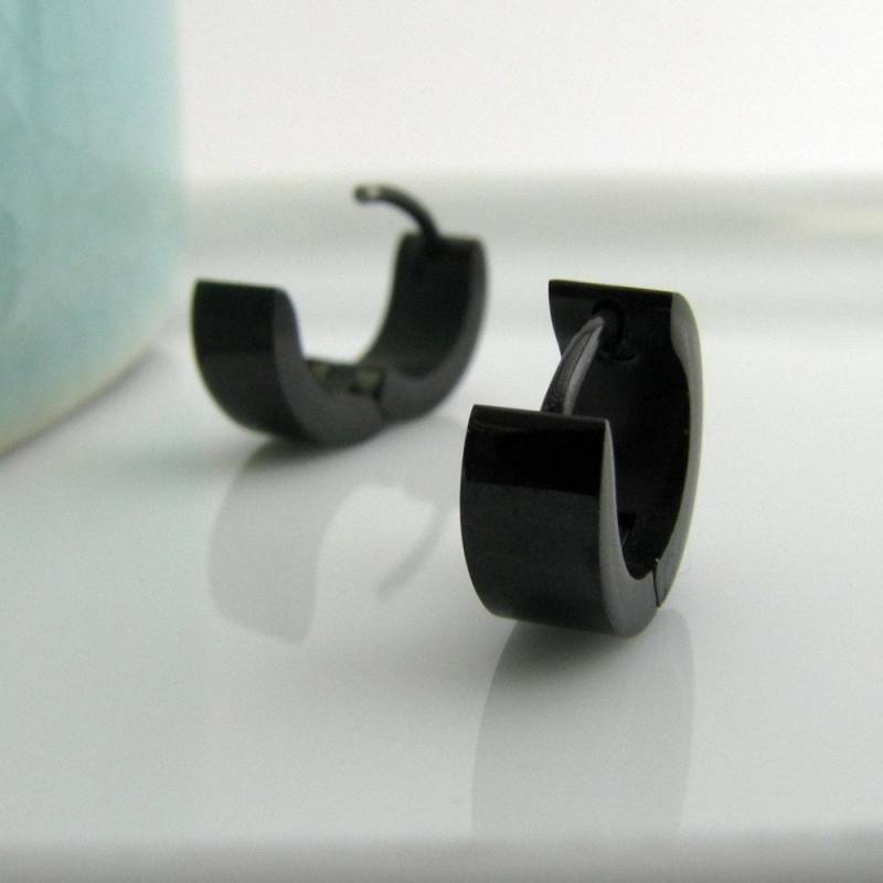 Herren Ohrringe Schwarz Huggie Hoop, Ohr Knorpel Helix Tragus Daith Rook Snug Piercing, Gothic Rock Jungs, Edelstahl, Xs 112A von 360Jewels