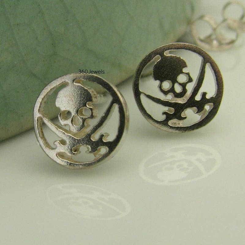 Totenkopf Und Schwert Draufgänger Ohrstecker Für Männer, Sterling Silber Ohrstecker, Ohrringe 468G2 von 360Jewels