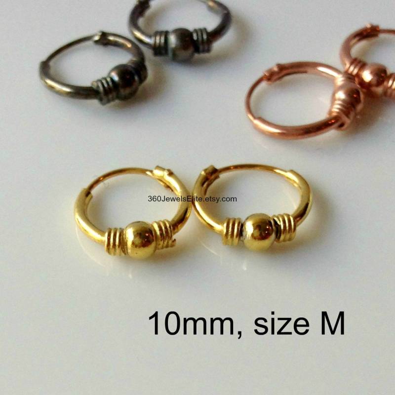 Gelbgold Granatsplitter Und Kordeldraht Creolen, Herrenohrringe, Kleine Knorpelohrring, Helixohrring, Goldene 545A Gelbgold Granatsplitter Und Kordeldraht Creolen, Herrenohrringe, Kleine Knorpelohrring, Helixohrring, Goldene 545A von 360JewelsElite